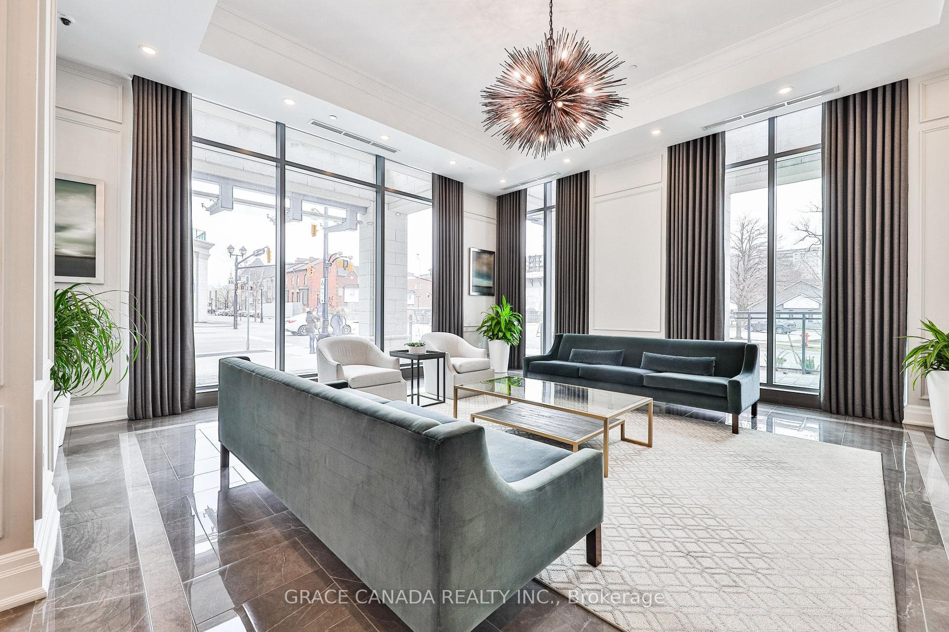 2060 Lakeshore Road Unit 704 photo 26