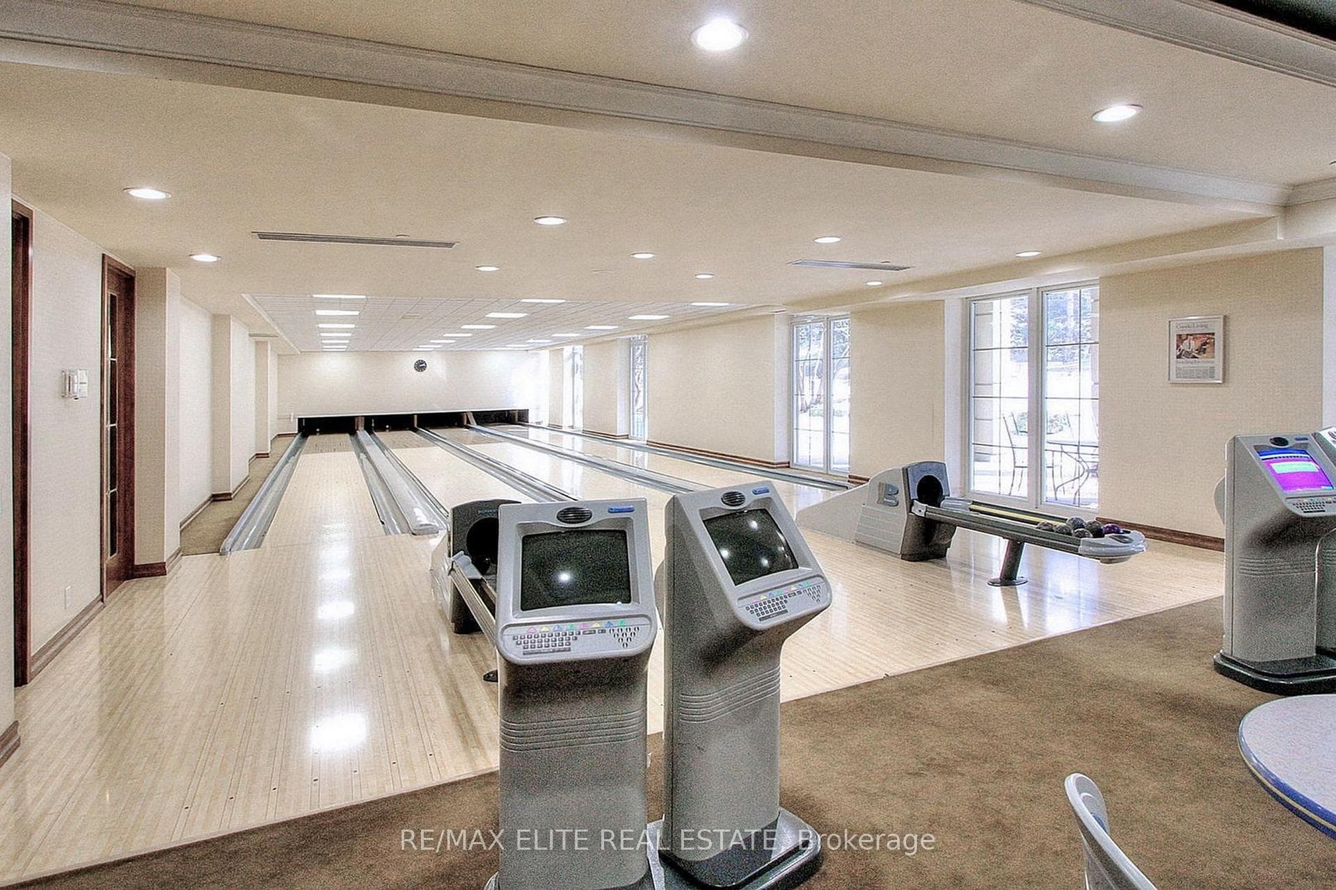 80 Harrison Garden Boulevard Unit 2719 photo 33