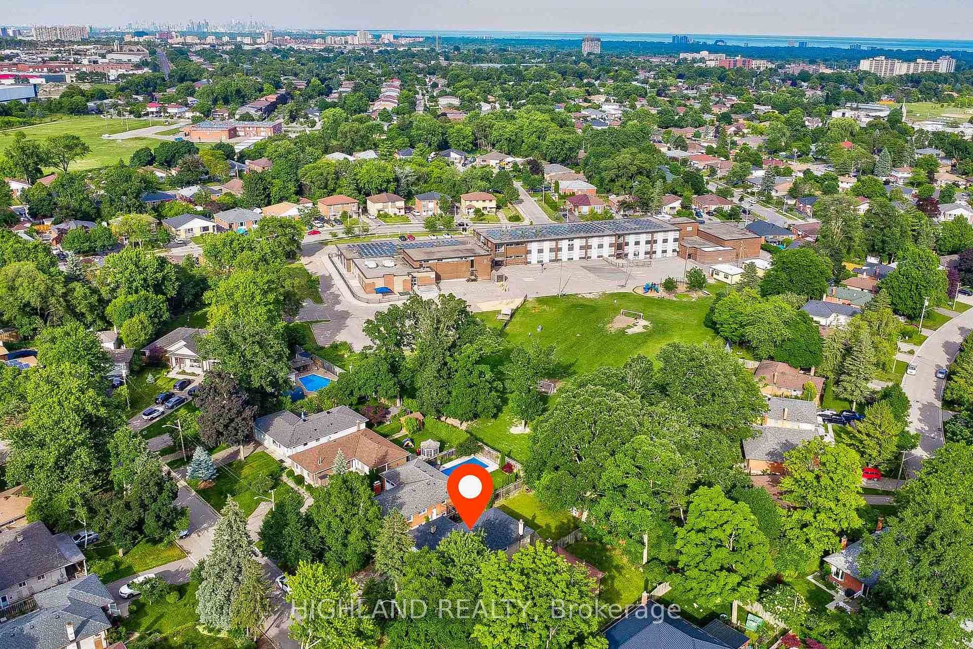 1426 Monaghan Circle photo 34