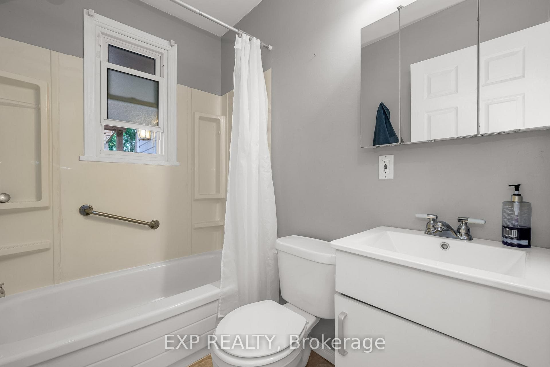 110 Fairview Avenue photo 16