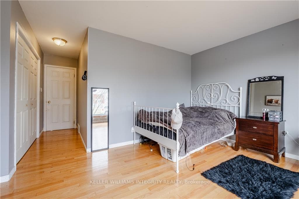 2402 EDGAR Street photo 16