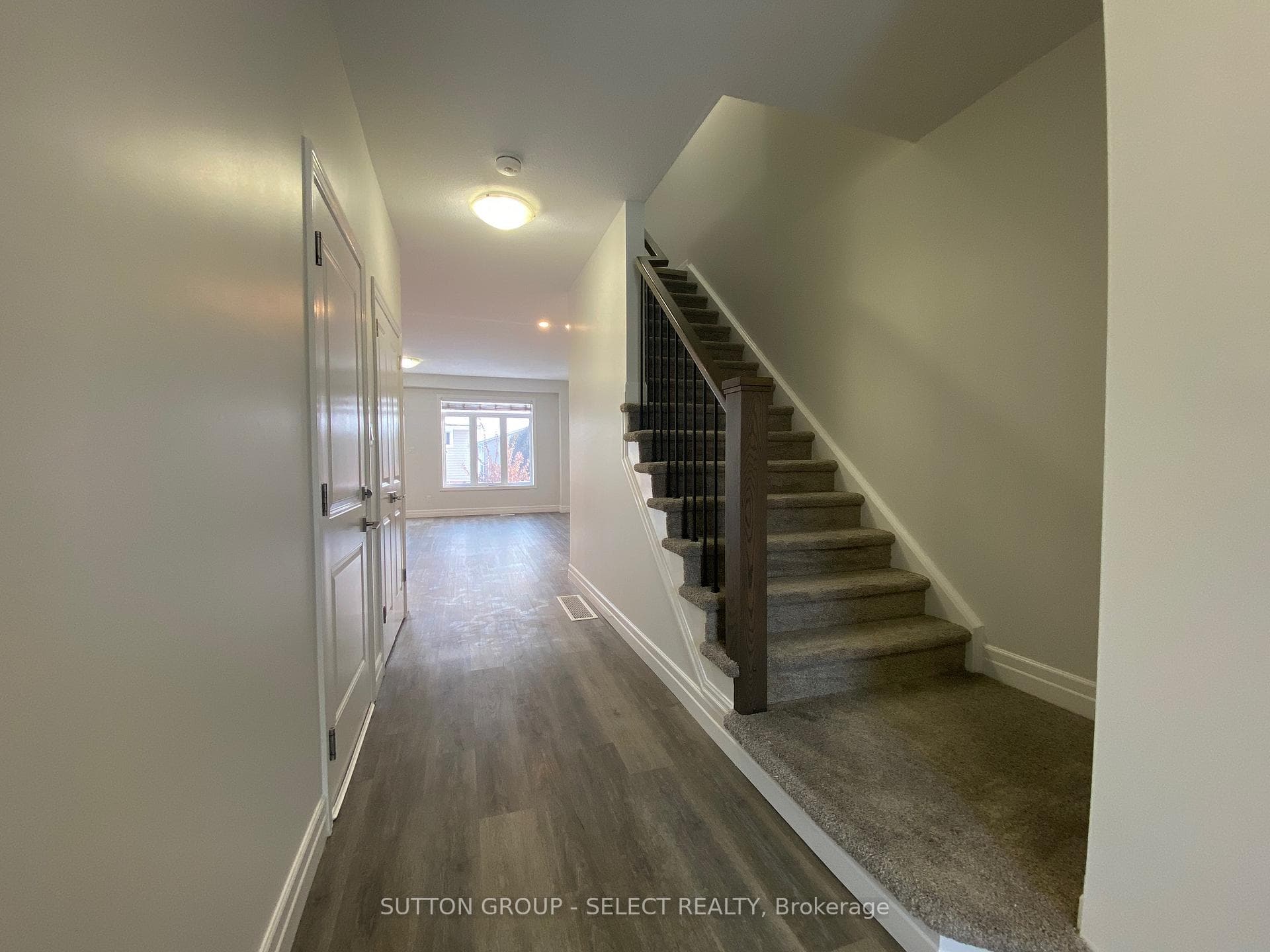 1023 Devonshire Avenue Unit 24 photo 5
