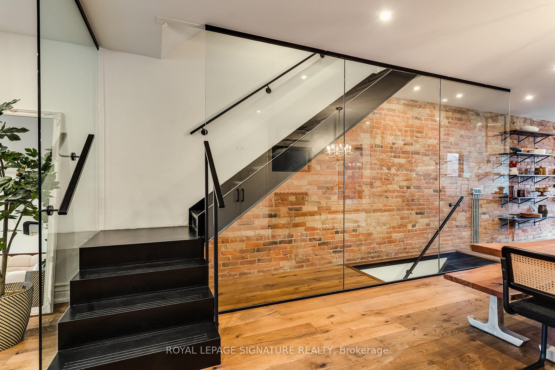88 Grace Street photo 20