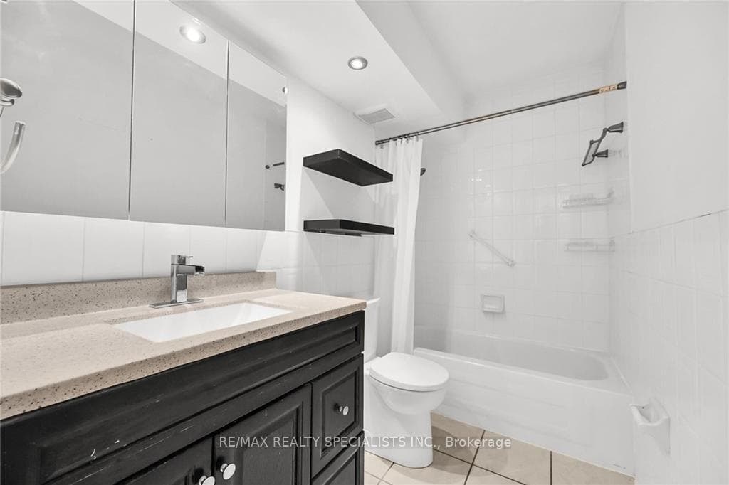 851 Queenston Road Unit 608 photo 29