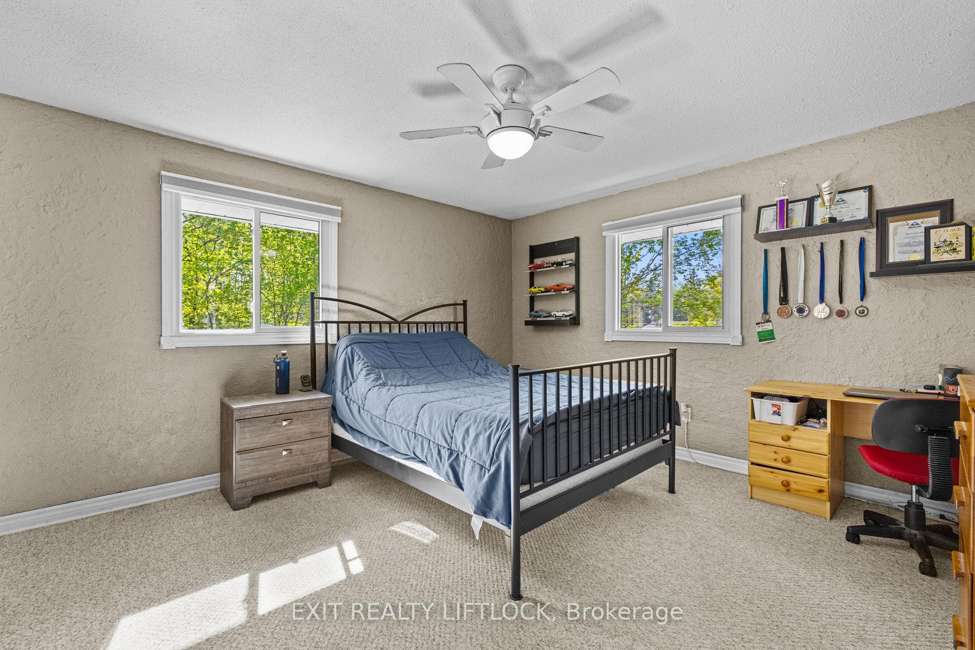 2225 Parkhill Road photo 24