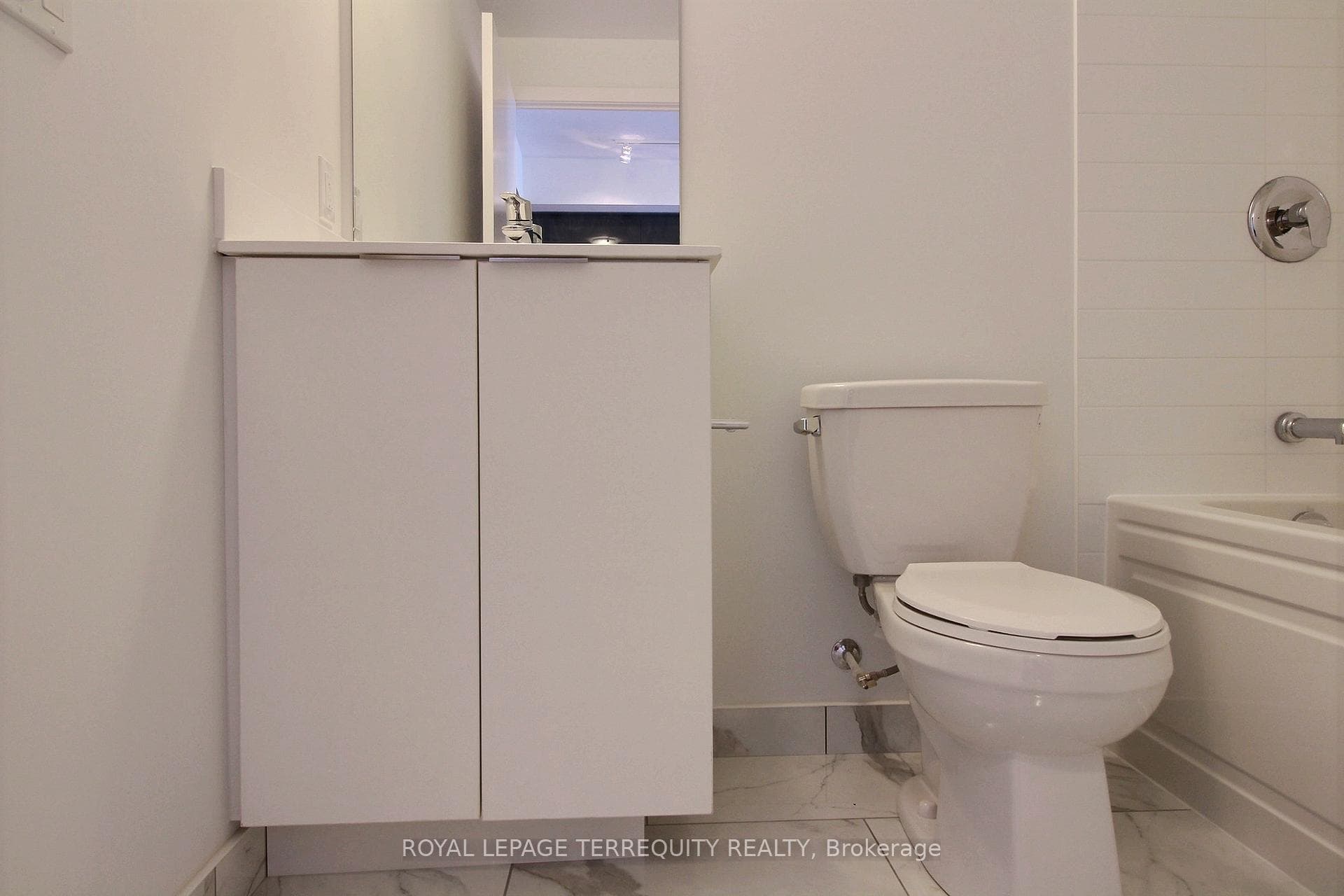30 Shore Breeze Drive Unit 3015 photo 10