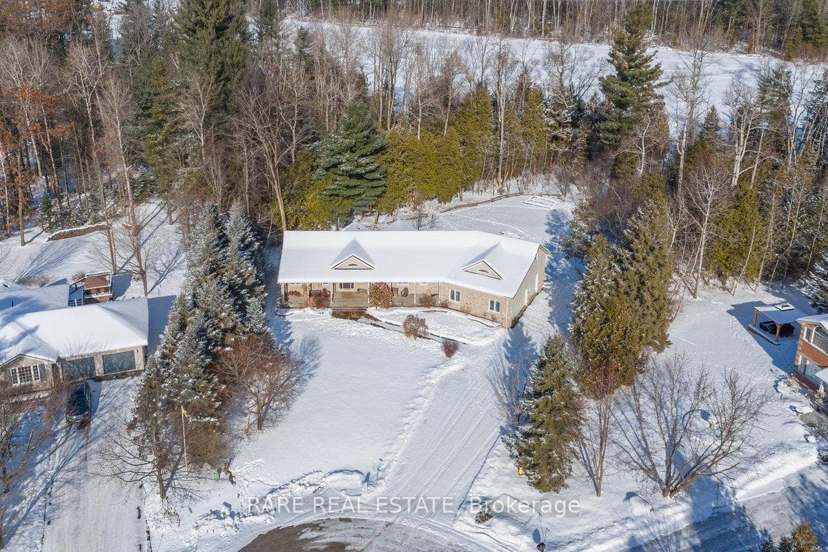 47 Parr Boulevard photo 2
