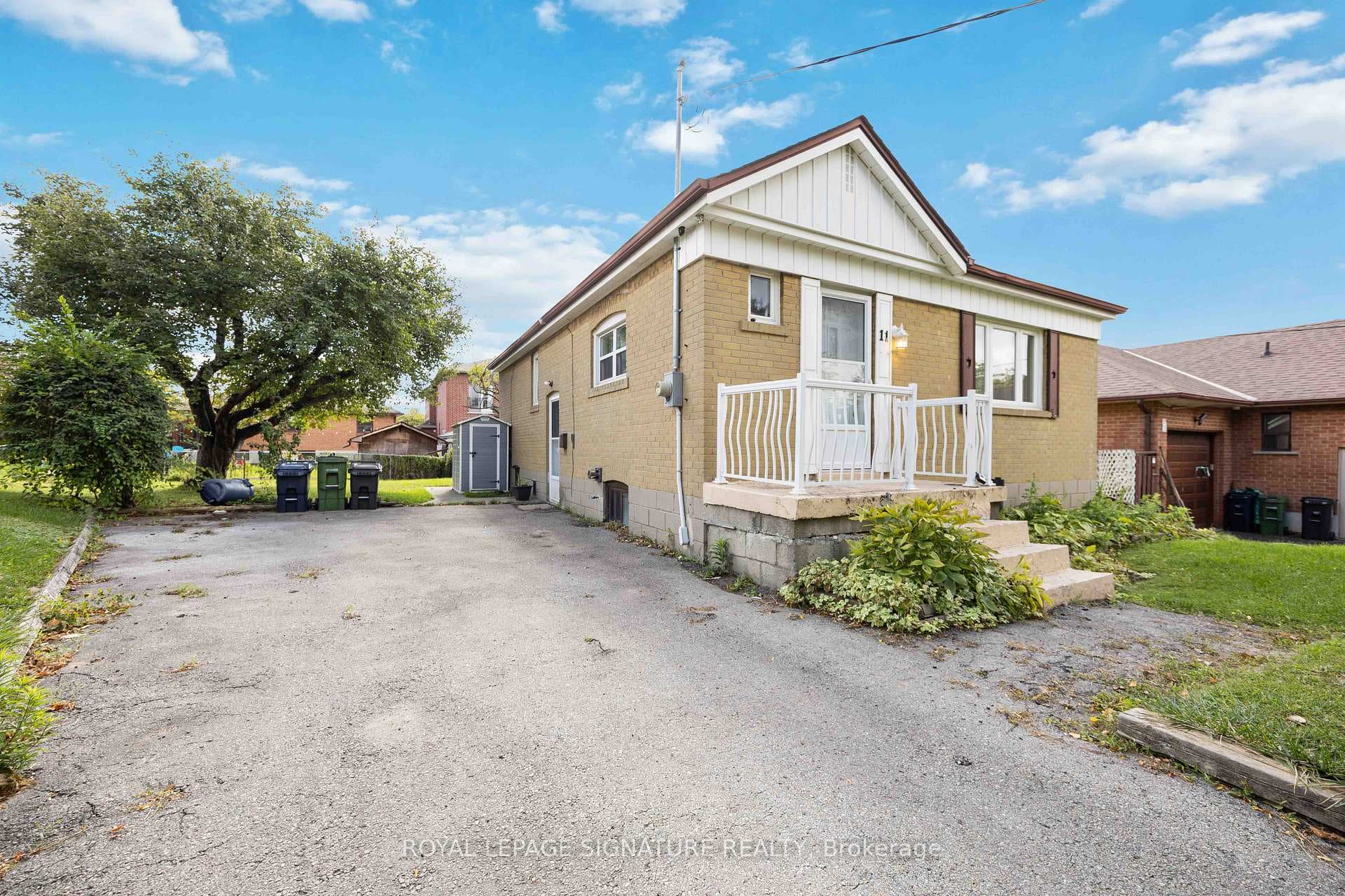 11 Flamingo Crescent photo 3