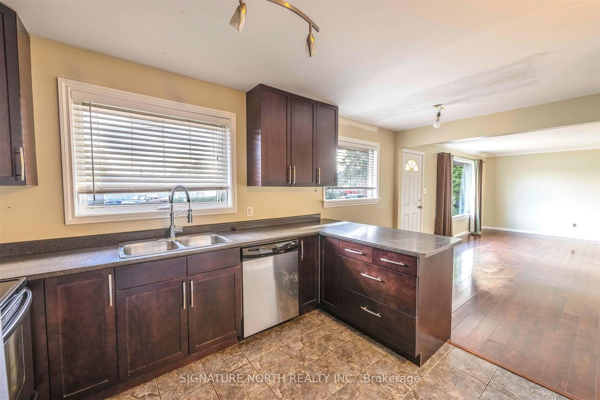 96 Milne Street photo 6