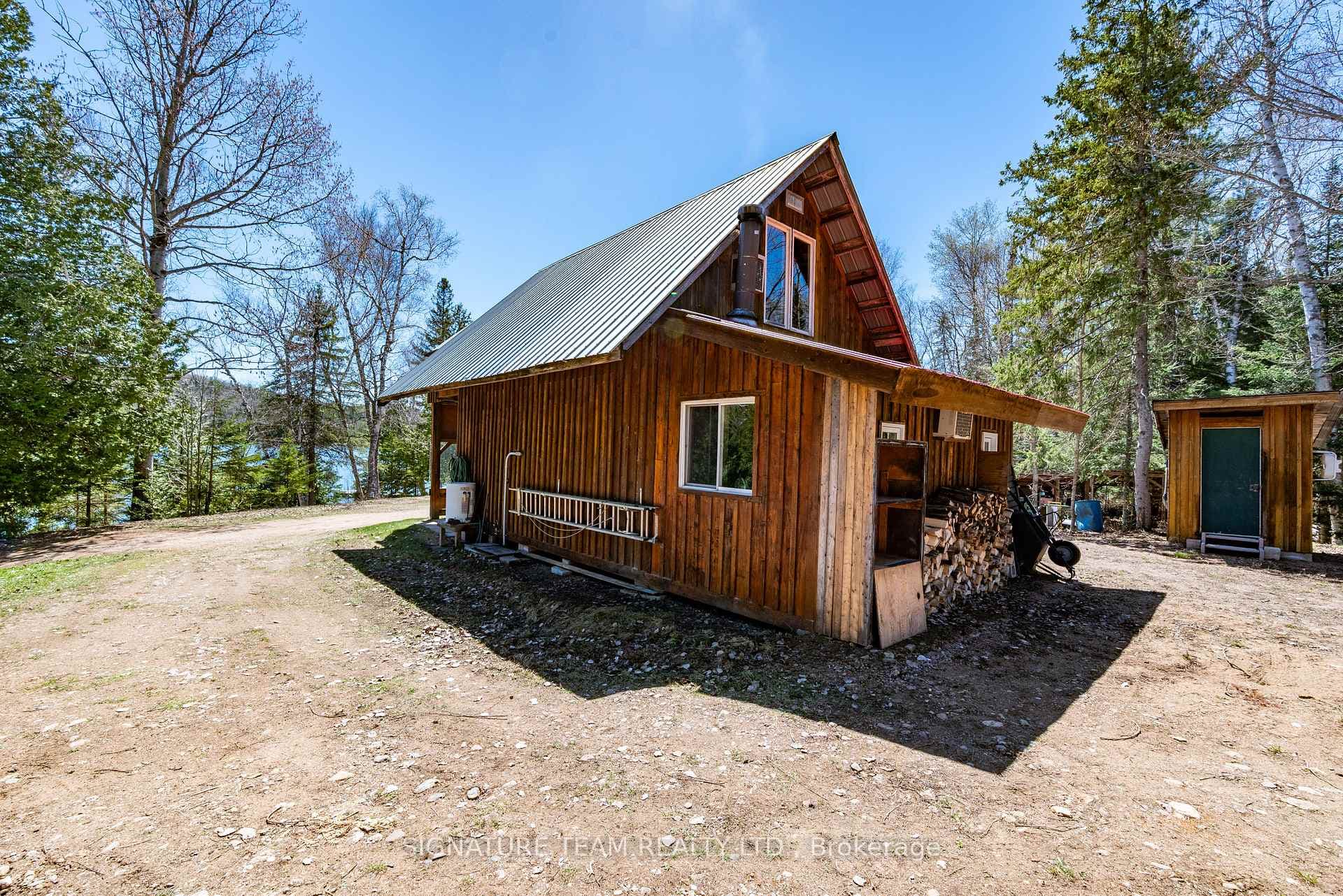 527 B Lorwell Lake Drive photo 4