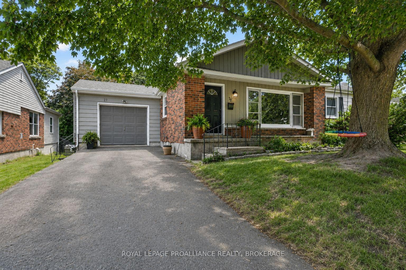 27 Elizabeth Avenue photo 1