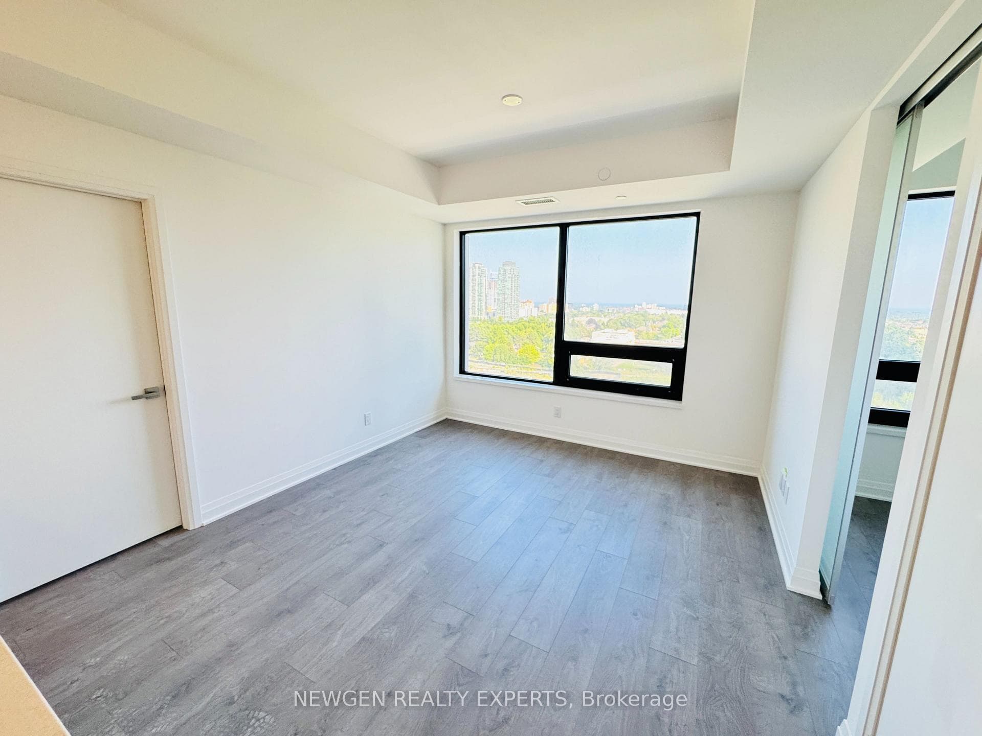 4015 The Exchange N/A Unit 903 photo 14