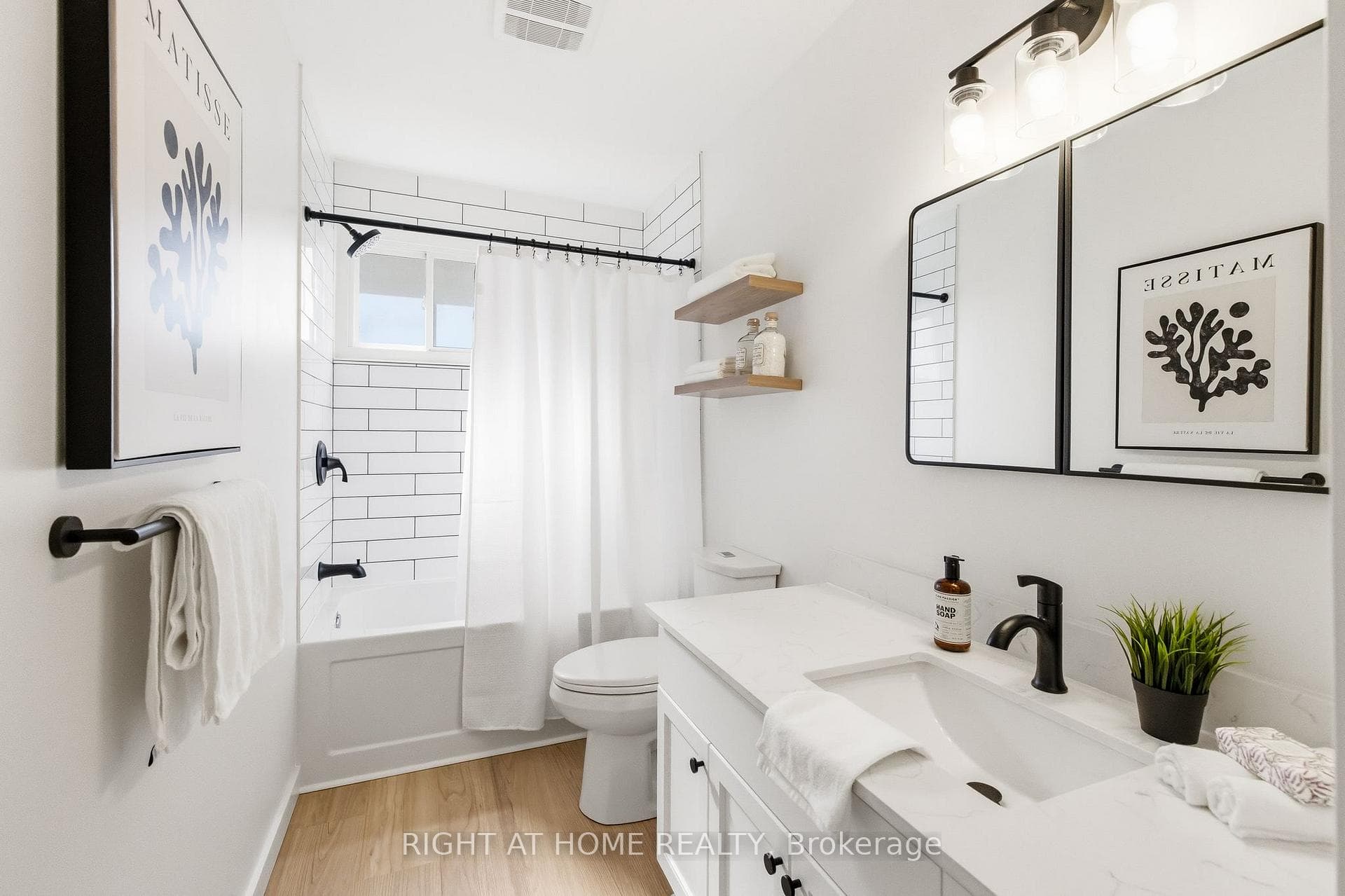 345 Highgate Avenue photo 19
