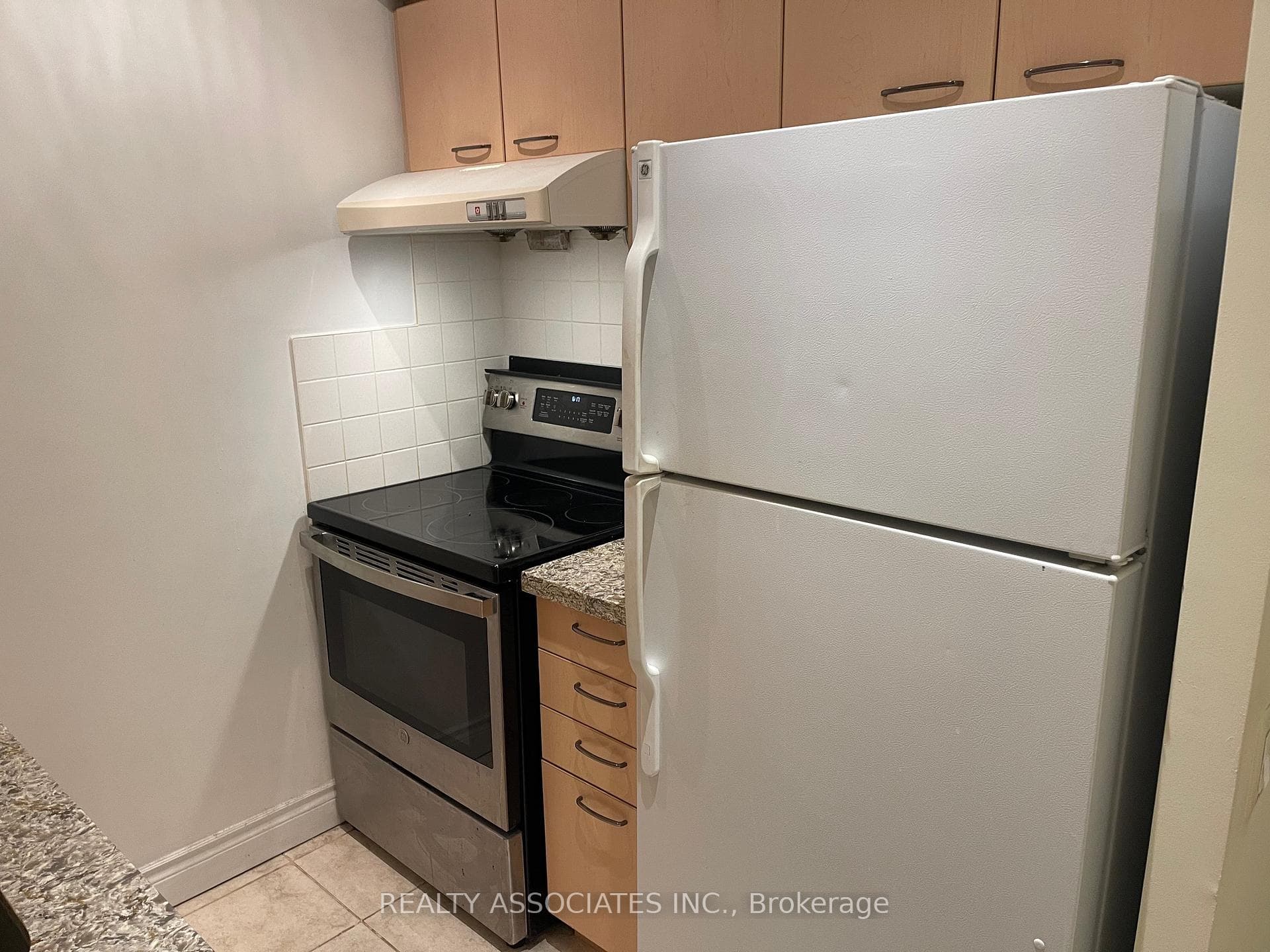 2 Clairtrell Road Unit 815 photo 22