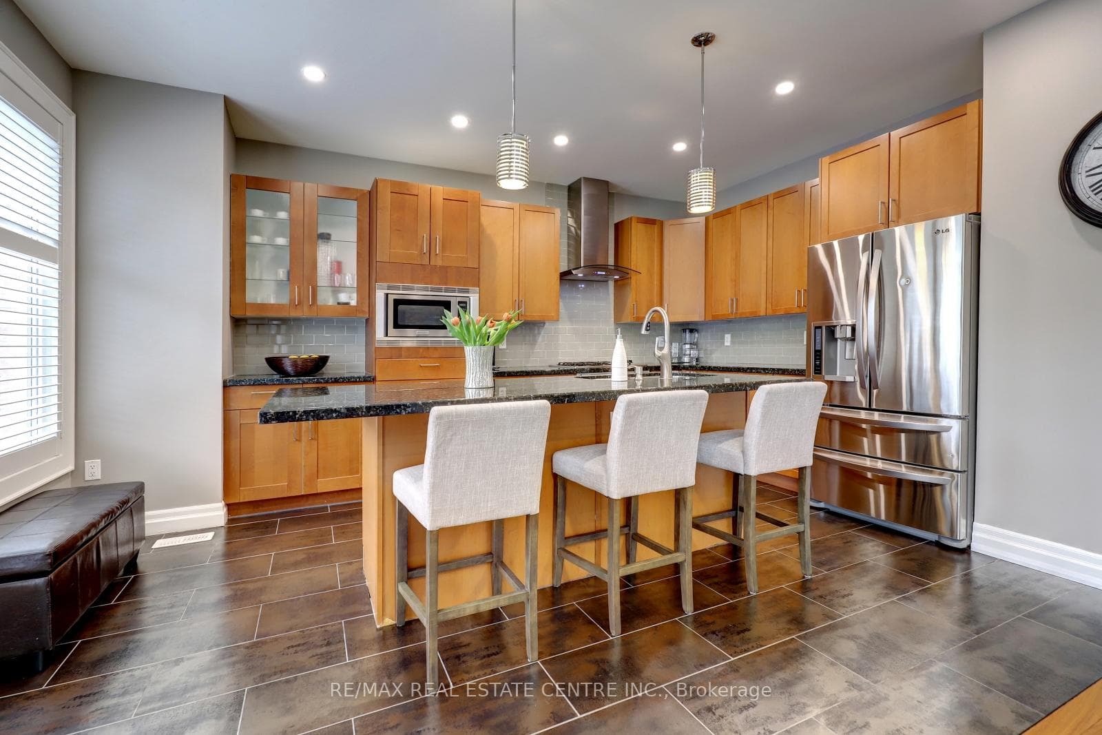 360 Tonelli Lane photo 12