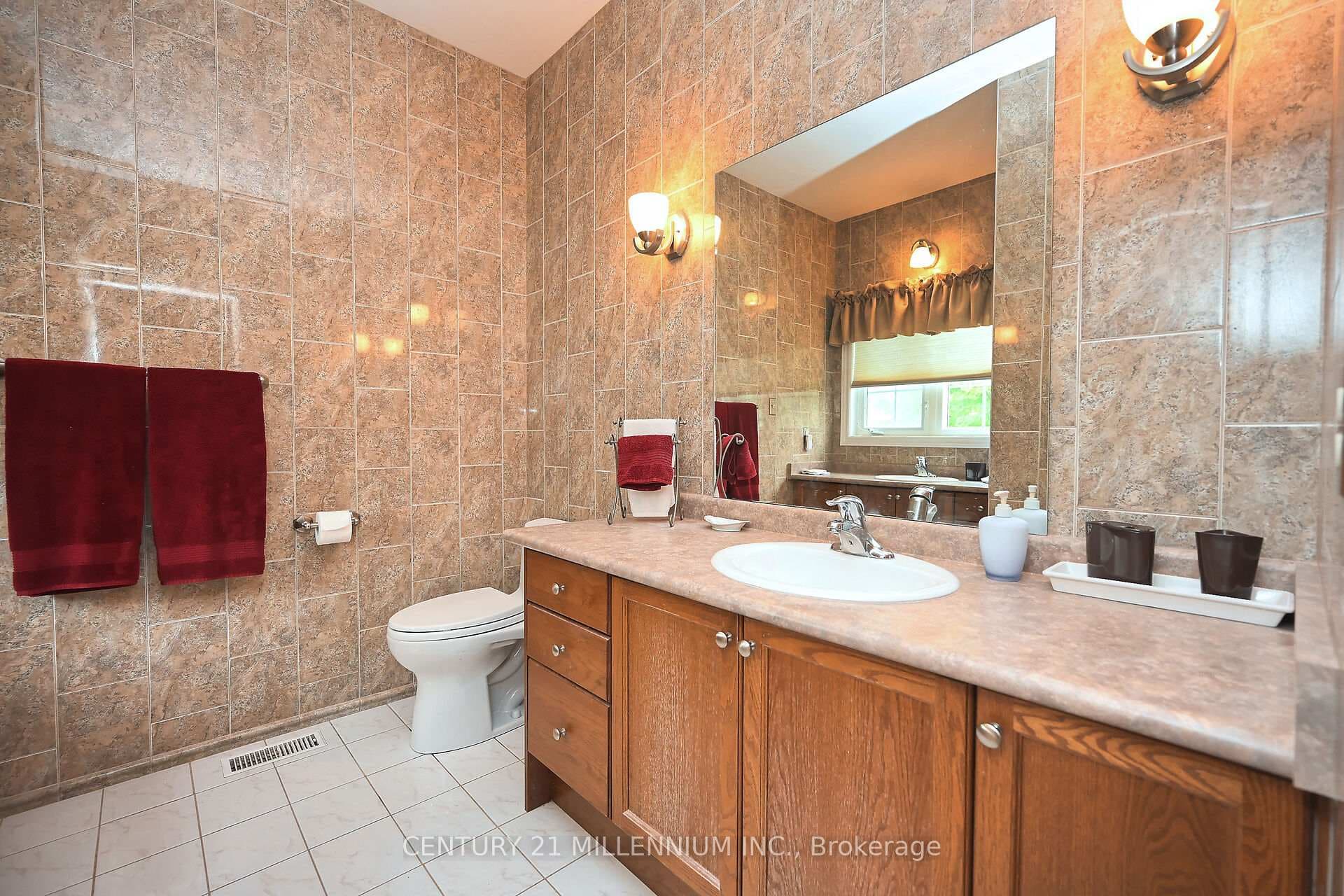 18 Seashell Place photo 12