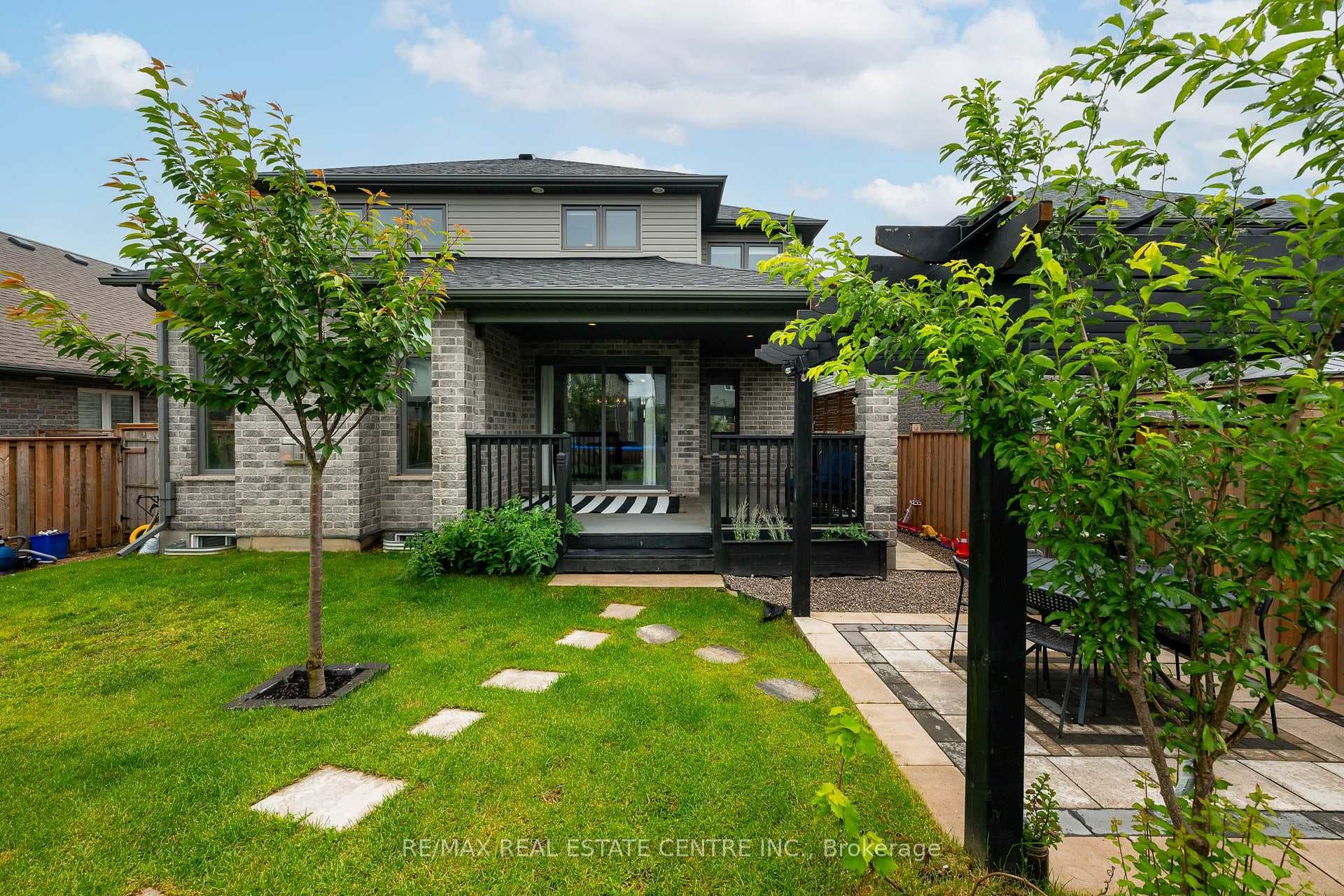 8 Stuckey Lane photo 39