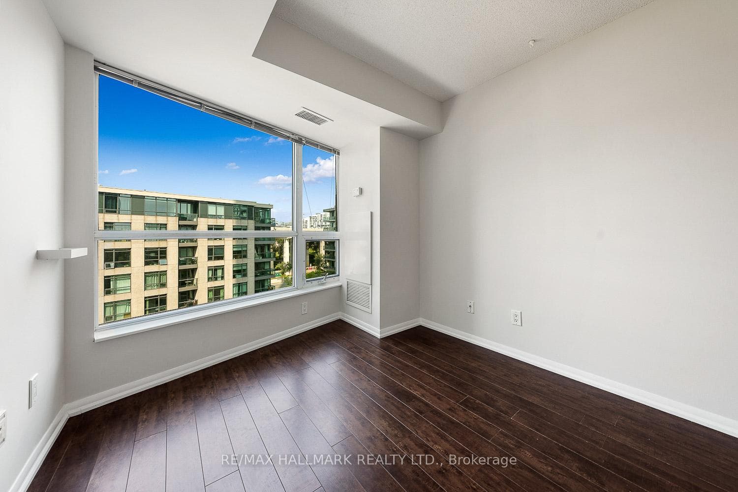 219 Fort York Boulevard Unit 603 photo 27