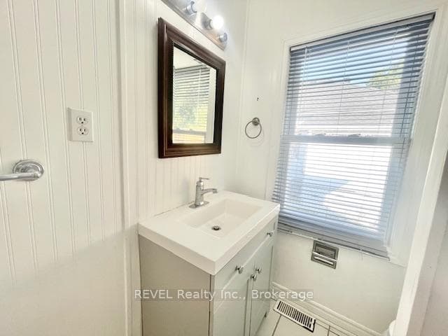 8 MONCK Street photo 19