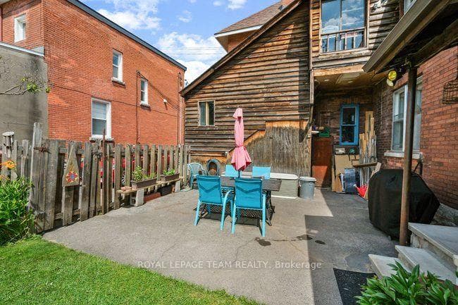 182 Fifth Avenue photo 22