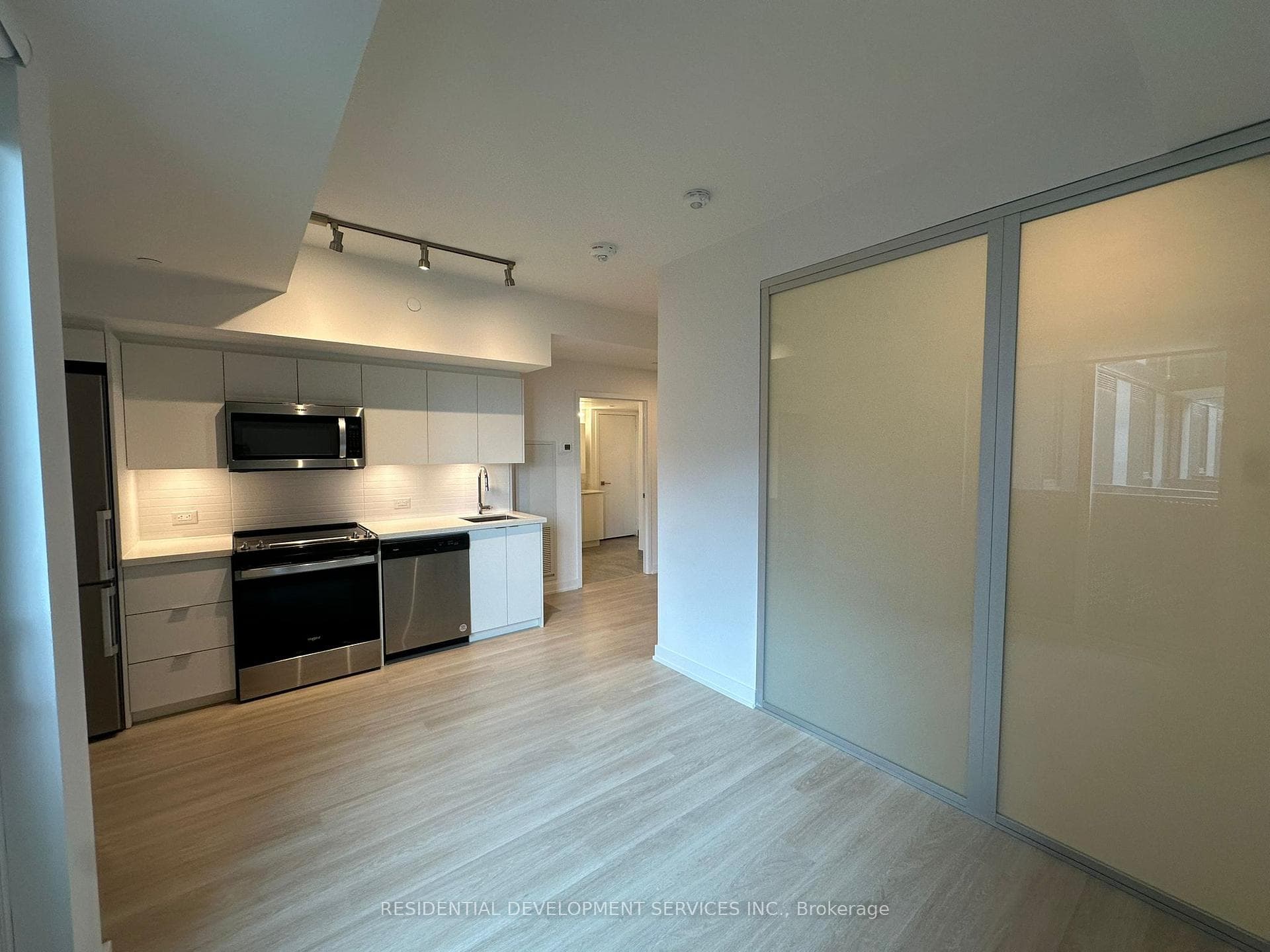 30 Tretti Way Unit 924 photo 5