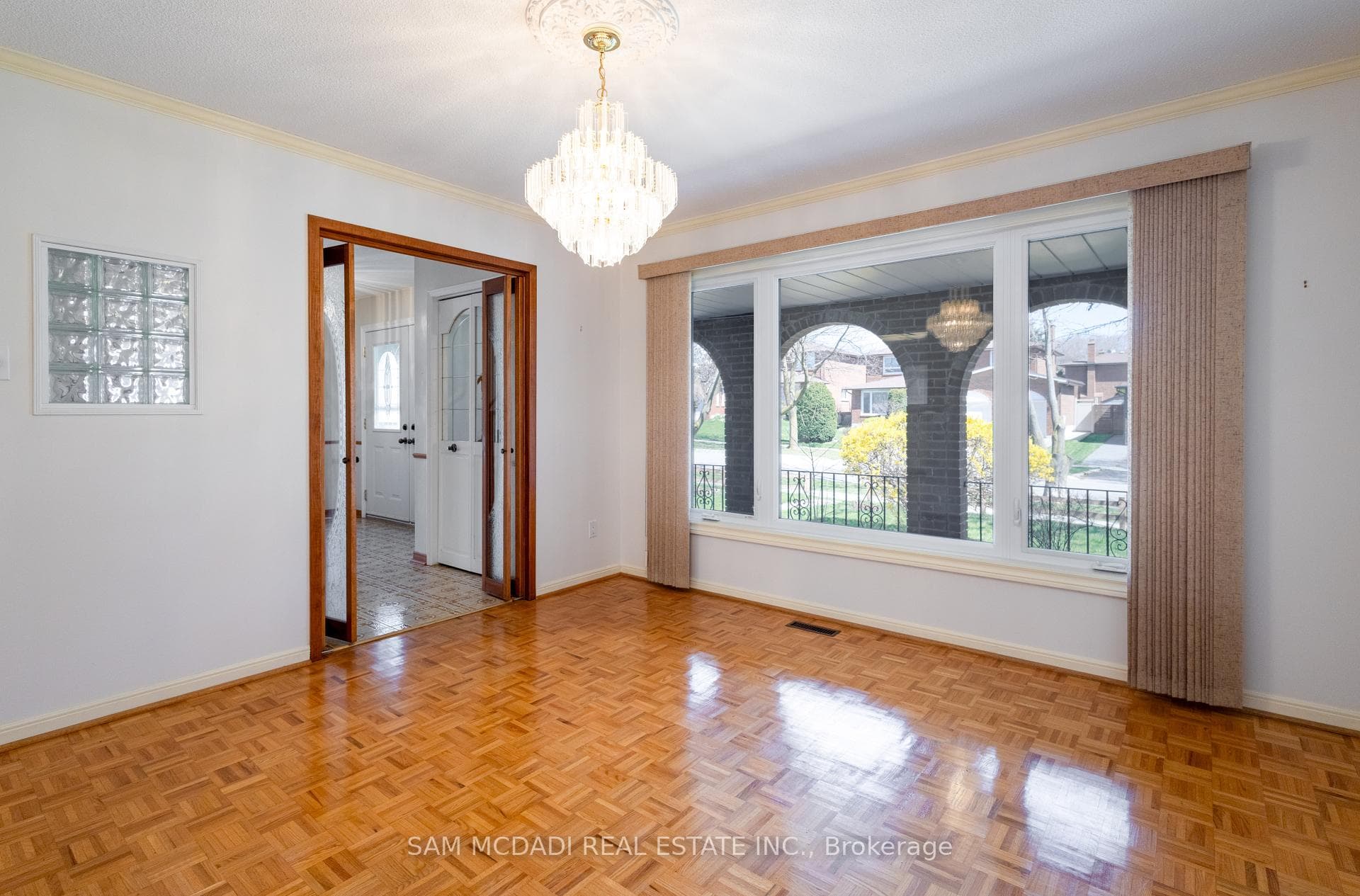 2574 Morrison Avenue photo 18