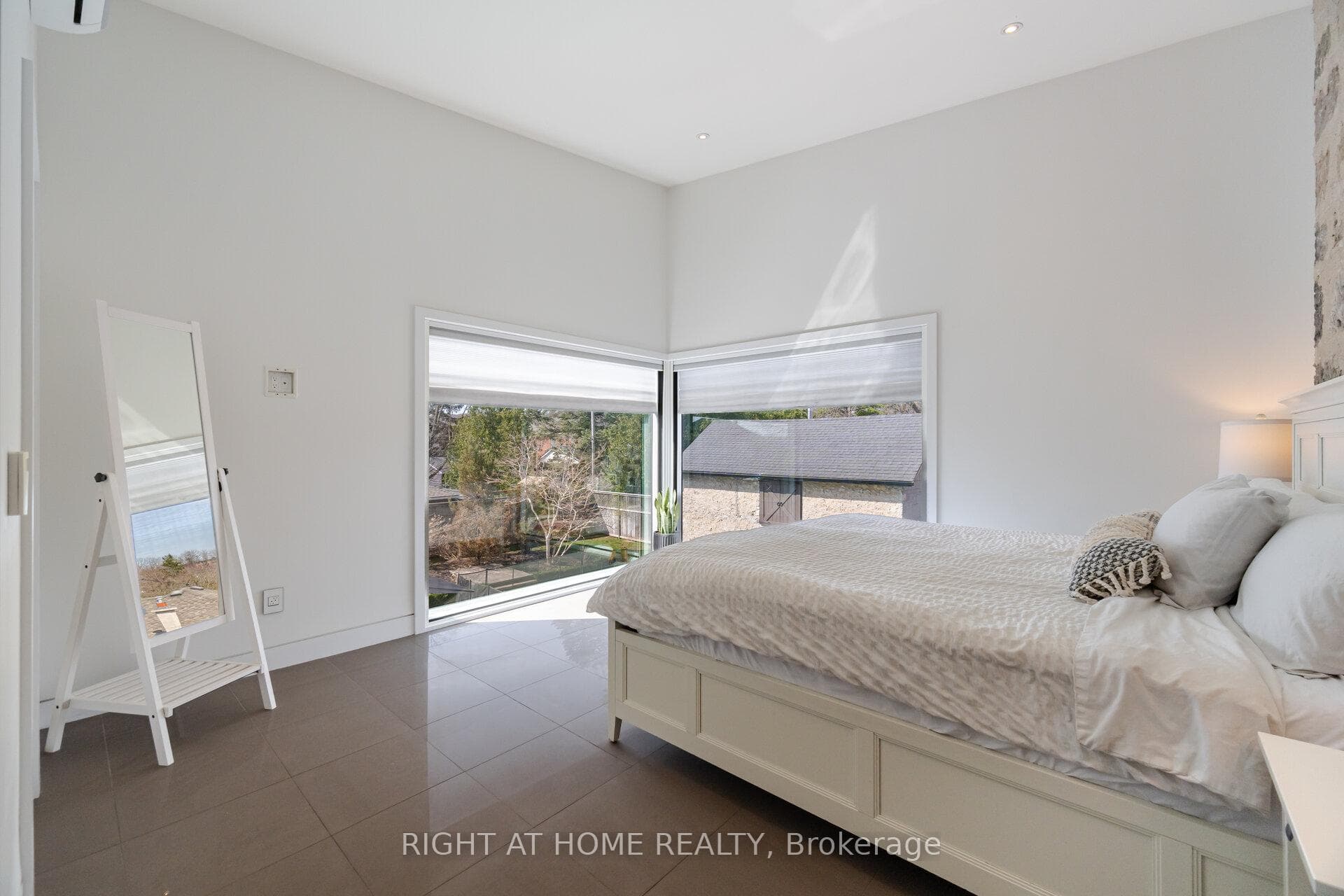 82 Glenmorris Street photo 32