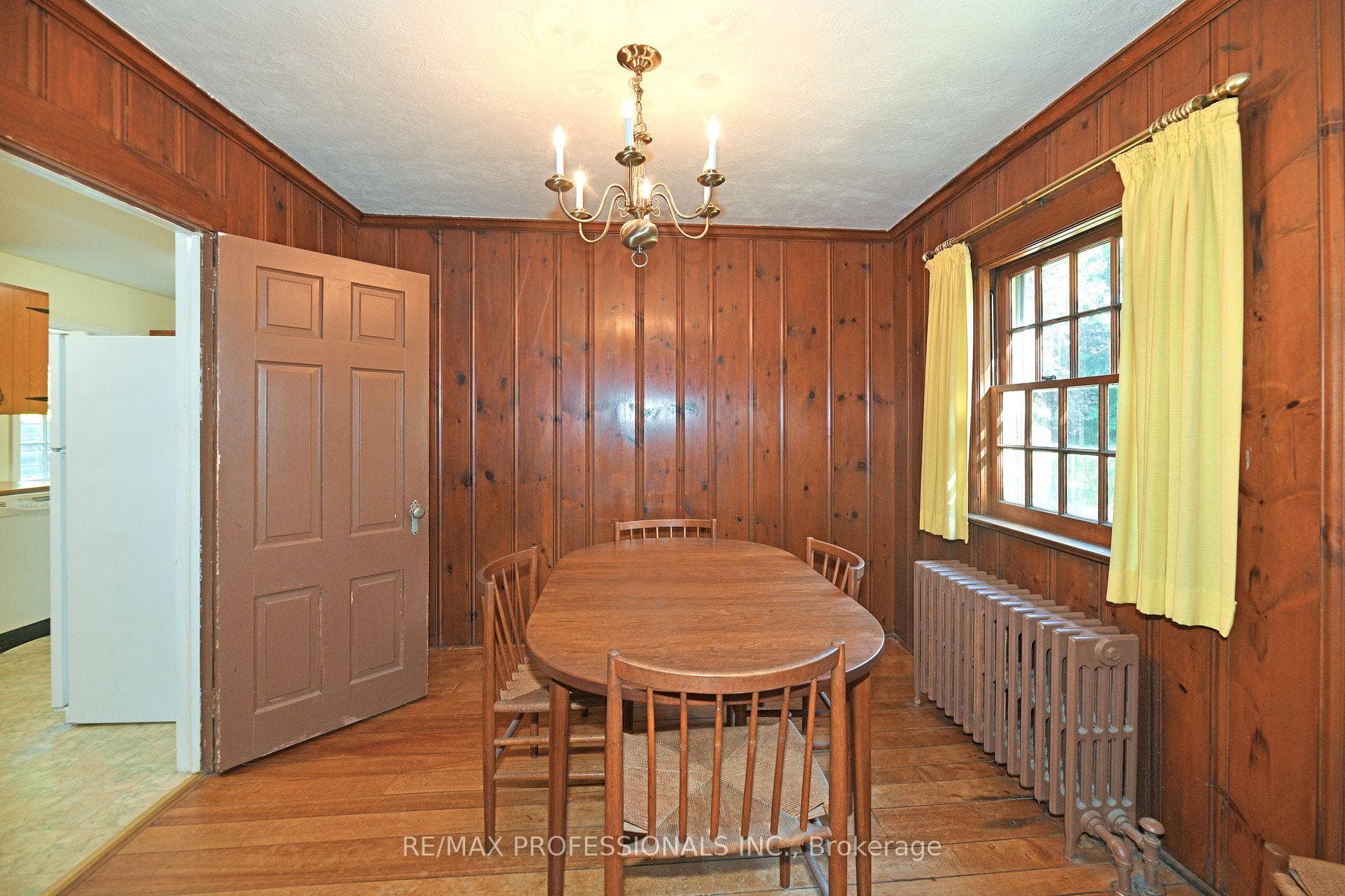 1065 Kipling Avenue photo 8