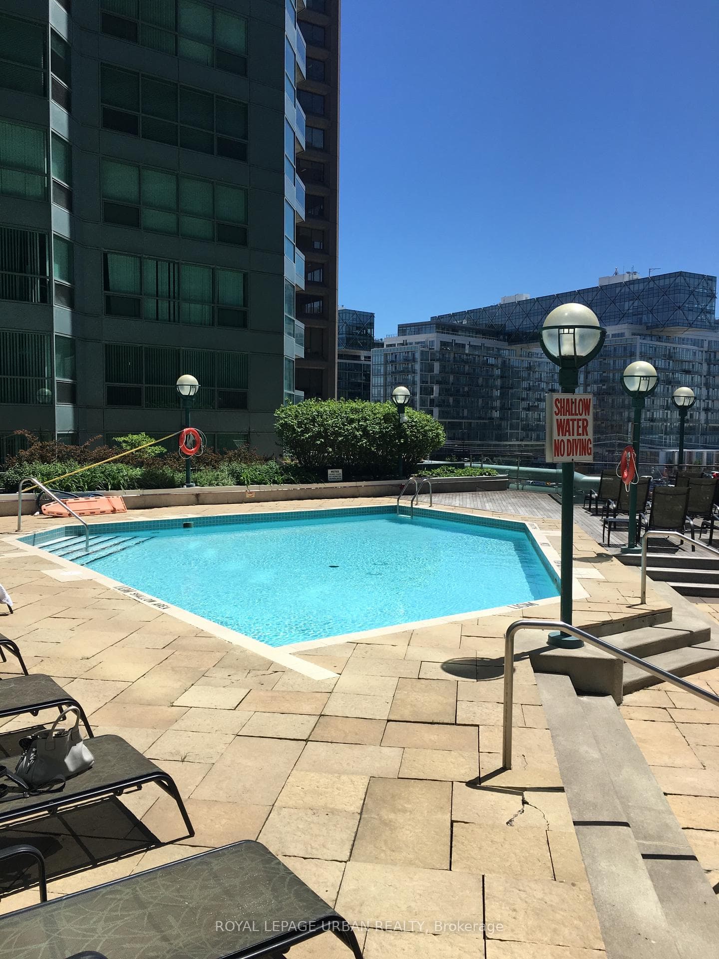 10 Yonge Street Unit 2702 photo 31