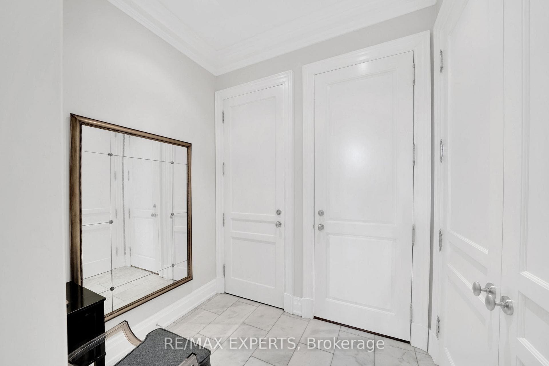 181 Kingslynn Drive photo 14