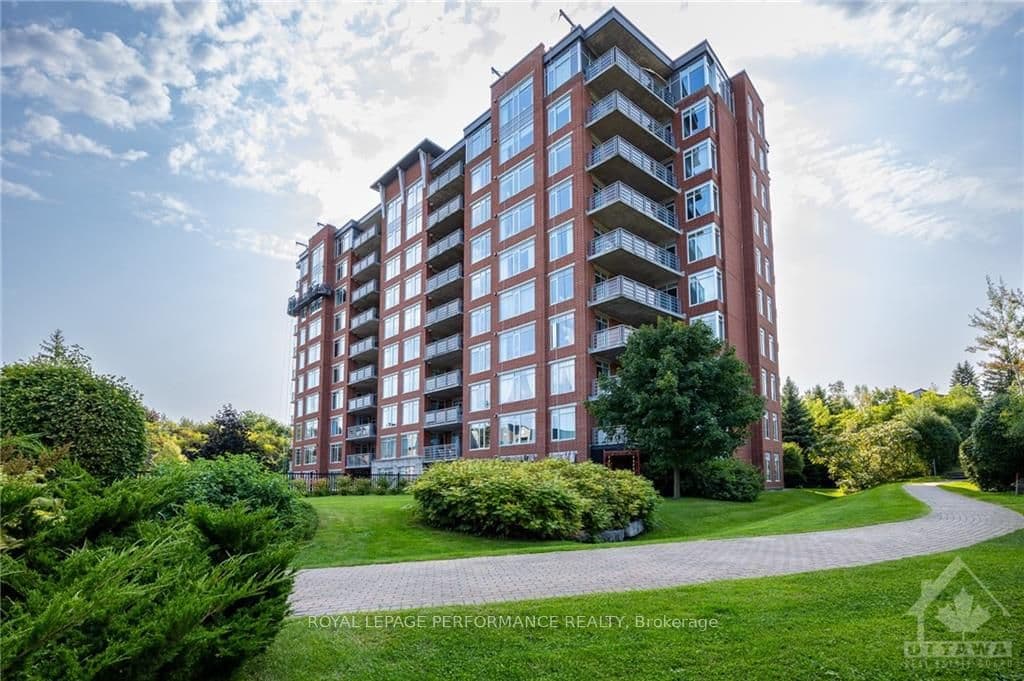 136 DARLINGTON Unit 1006 photo 1