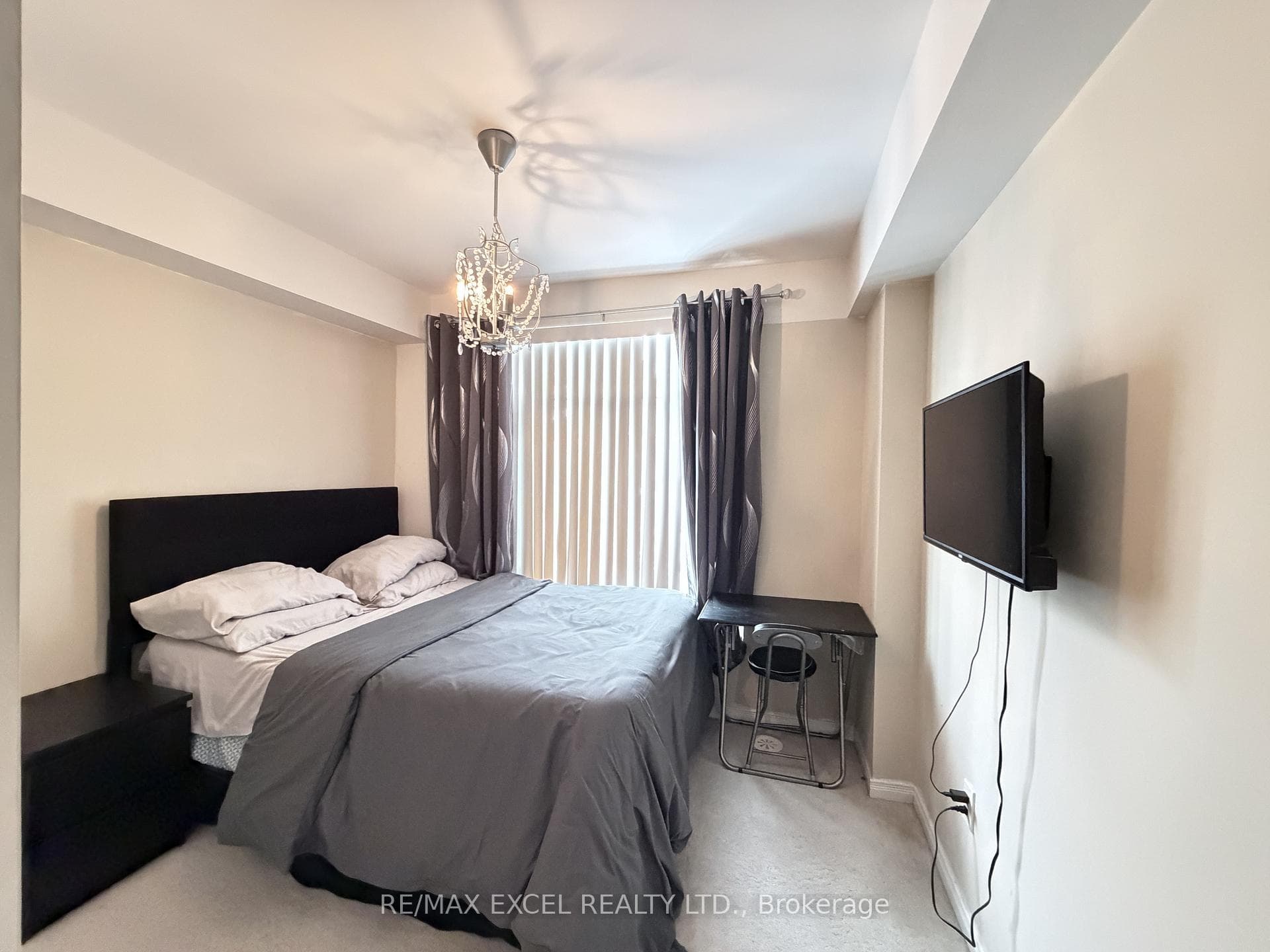 15 Applewood Lane Unit 86 photo 1