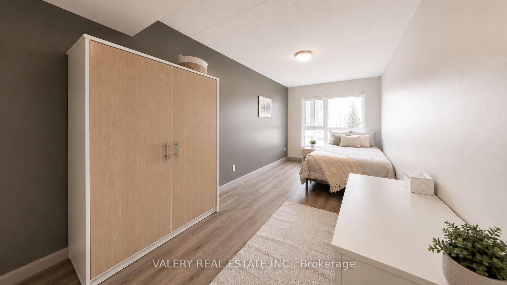 254 Phillip Street Unit 504 photo 12