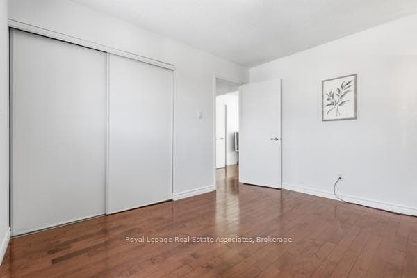 115 Coles Avenue photo 25