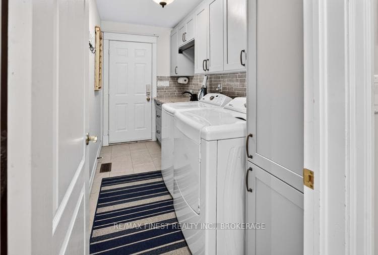 2038 Valleyview Drive photo 24