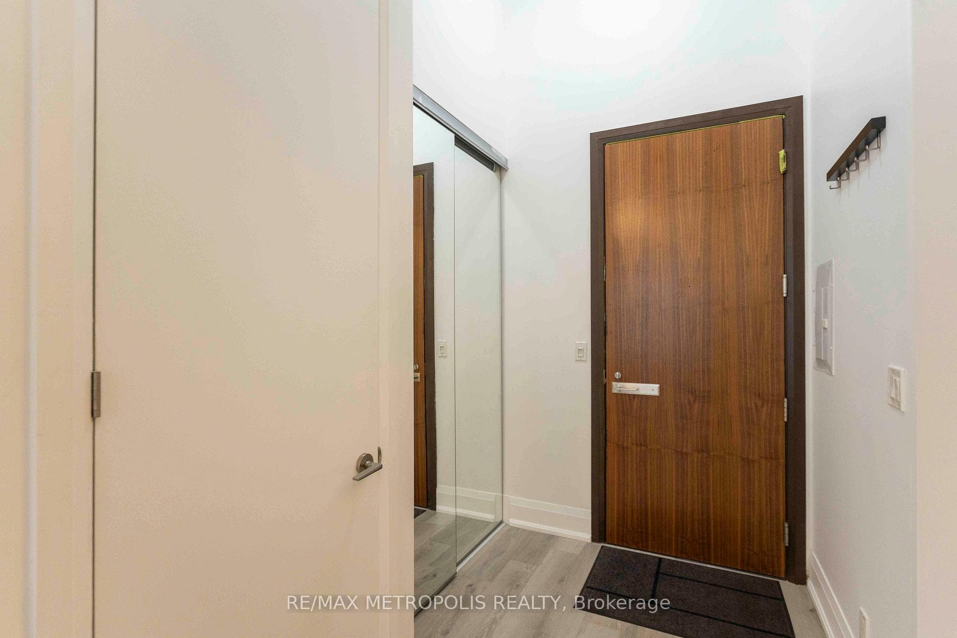 500 Sherbourne Street Unit 405 photo 16