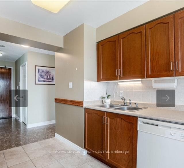 156 Enfield Place Unit 2203 photo 10