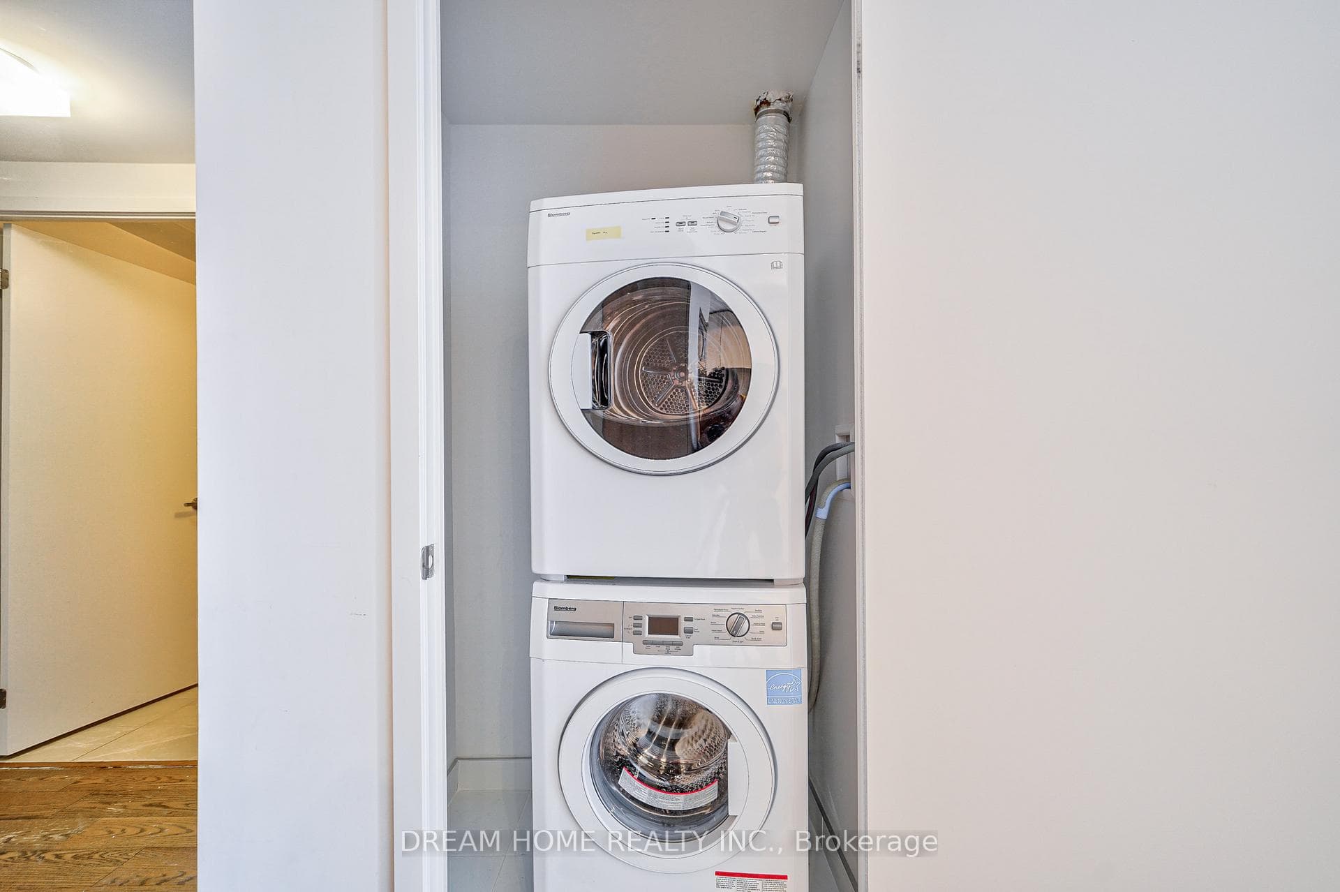 11 Wellesley Street Unit 1603 photo 26