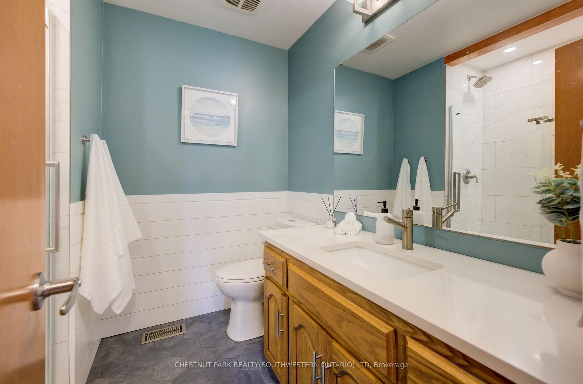 215 Black Walnut Place photo 20