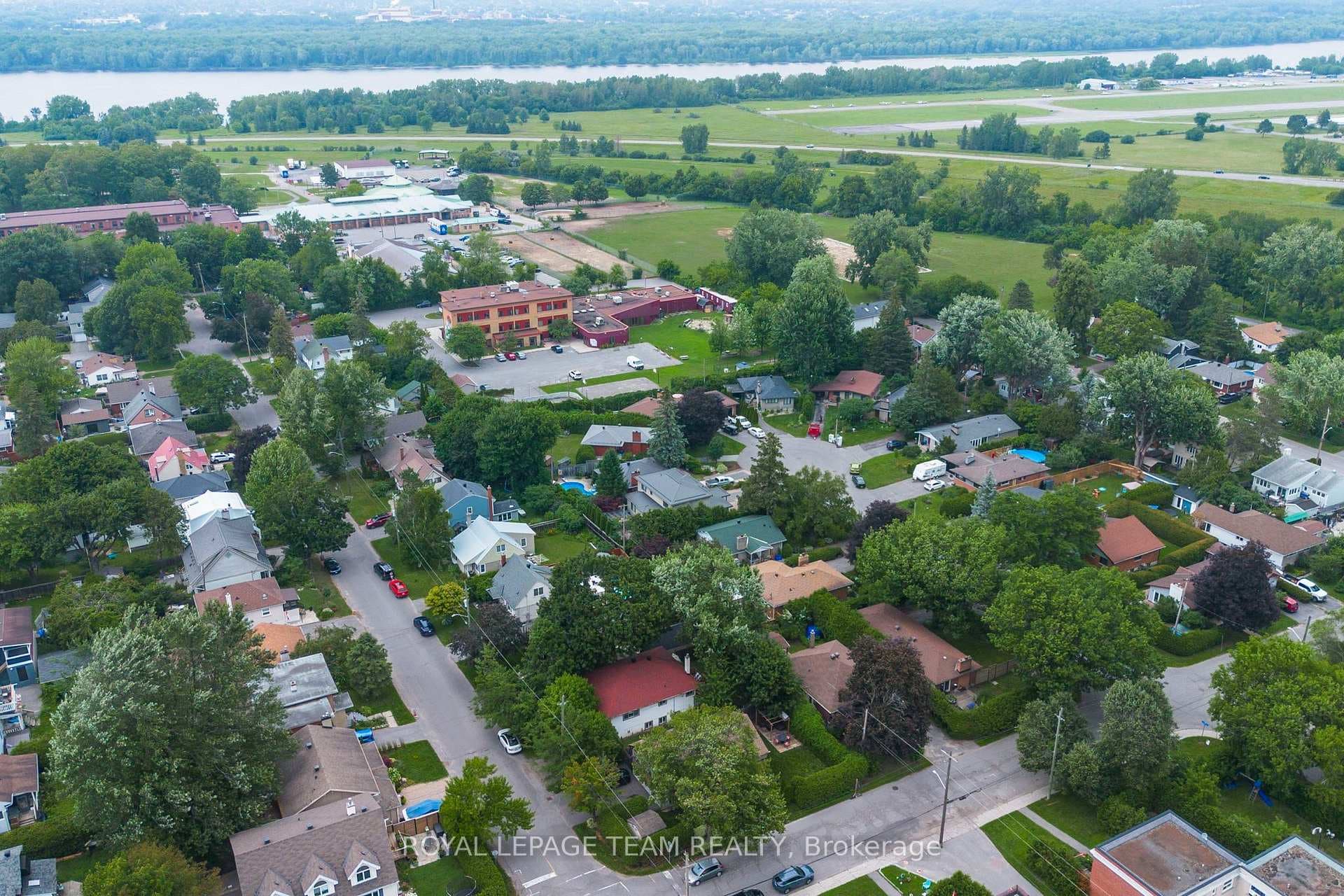 185 Camelia Avenue photo 36