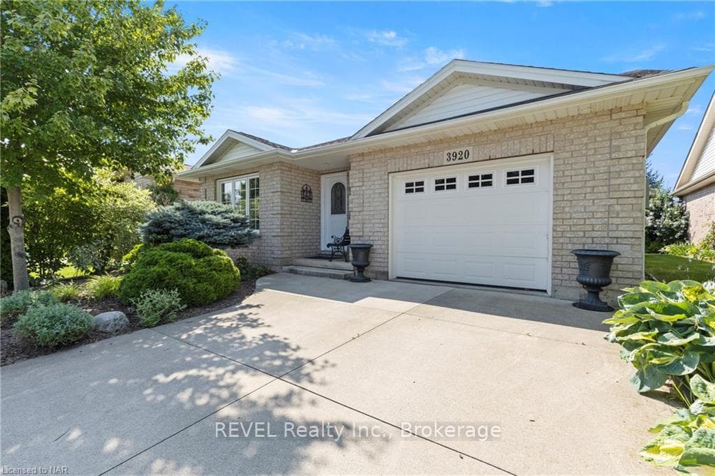 3920 PRIMROSE Lane photo 3