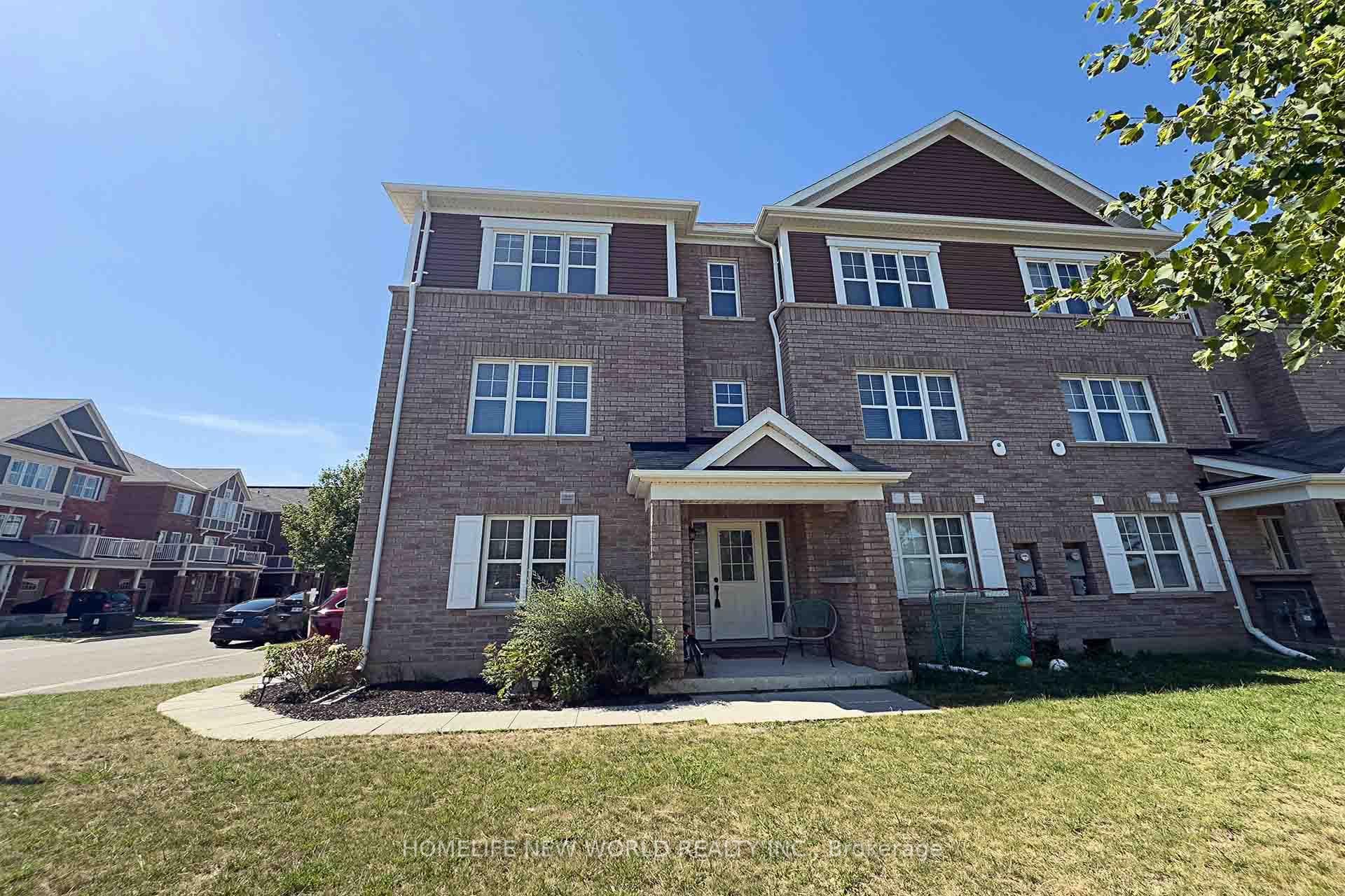 1593 LEBLANC Court photo 2