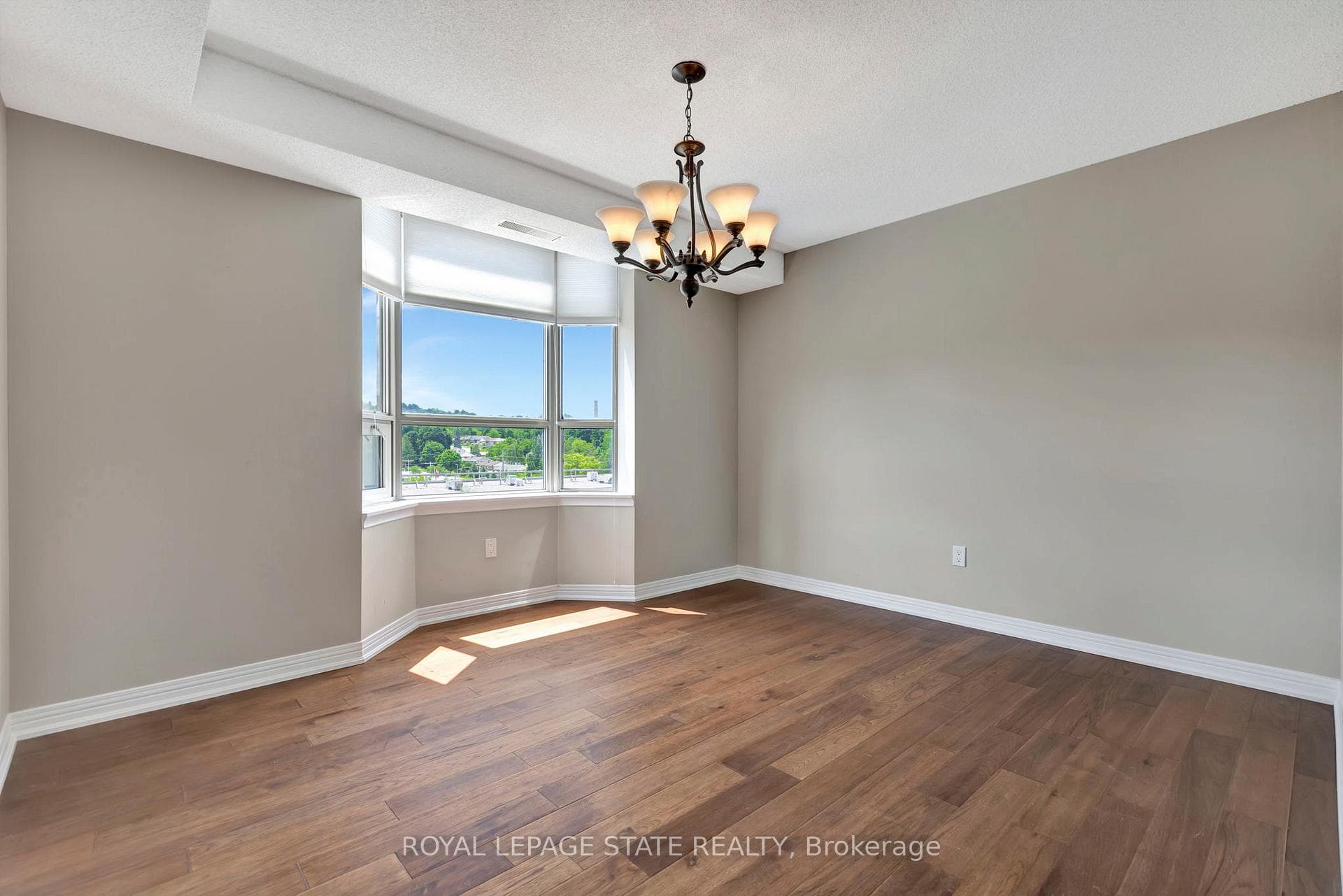 8 Village Green Boulevard Unit 611 photo 11