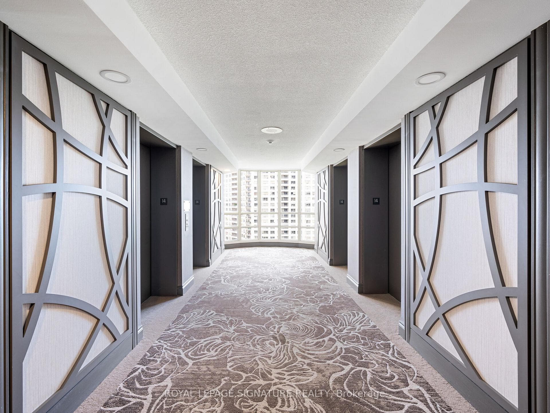 45 Kingsbridge Garden Circle Unit 1411 photo 3
