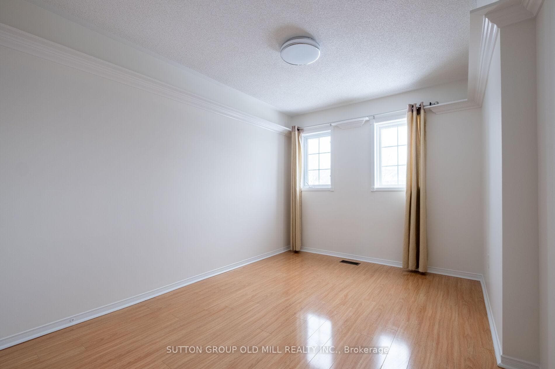 66 Zachary Place photo 18
