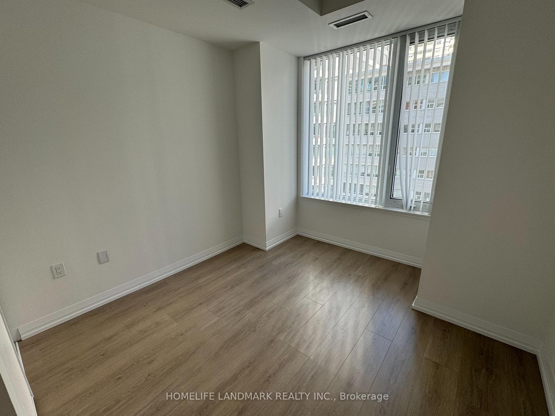 25 Holly Street Unit 1103 photo 5