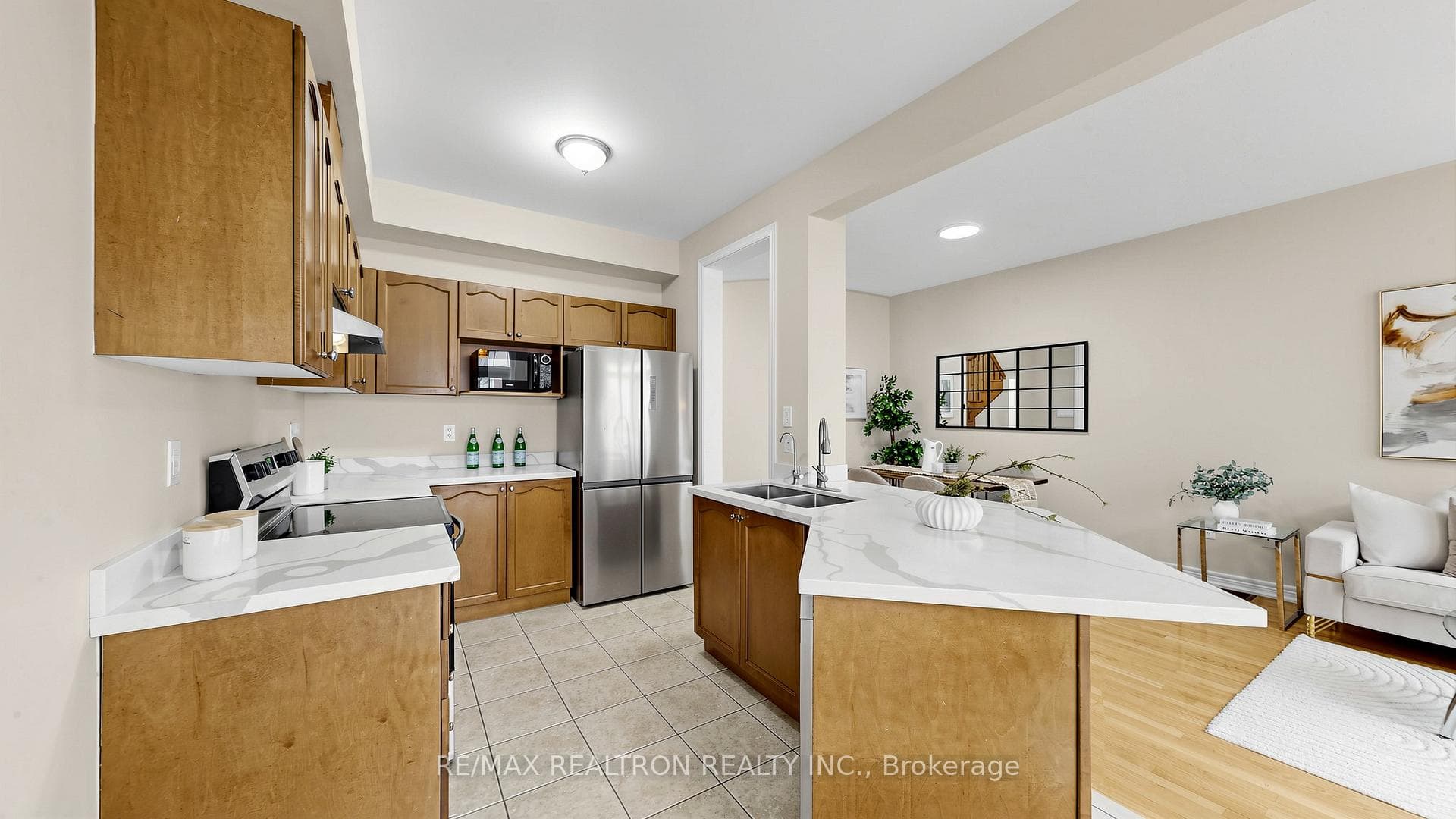 52 Gauguin Avenue photo 11