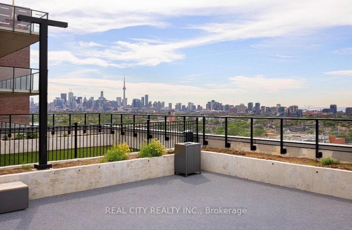 181 Sterling Road Unit 701 photo 26