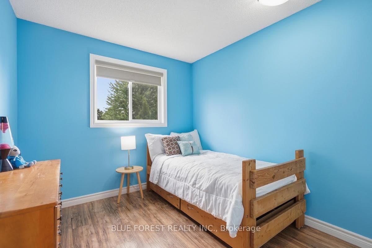 1367 Reardon Boulevard photo 30