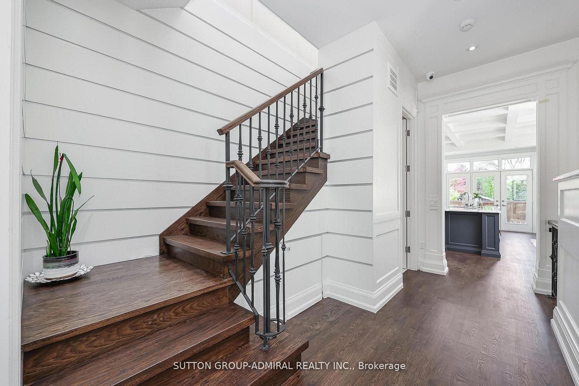 137 Florence Avenue photo 19